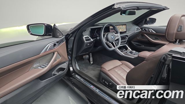 BMW 4 Series (G22) 420i M Sport Convertible 2025 — фото 10
