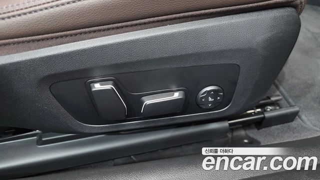 BMW 4 Series (G22) 420i M Sport Convertible 2025 — фото 19