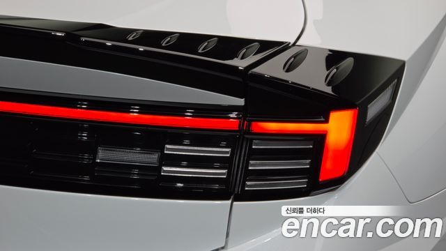 Hyundai Sonata The Edge (DN8) 2.0 LPG(Rent) Business 1 2024 — фото 23