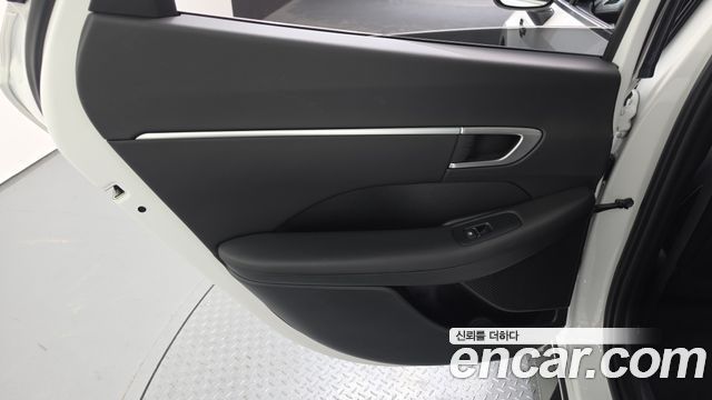 Hyundai Sonata The Edge (DN8) 2.0 LPG(Rent) Business 1 2024 — фото 25