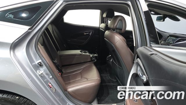 Hyundai Grandeur (HG) HG300 Exclusive Special 2016 — фото 12