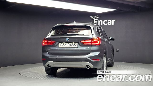 BMW X1 (F48) xDrive 20d 2016 — фото 4