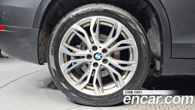 BMW X1 (F48) xDrive 20d 2016 — фото 5