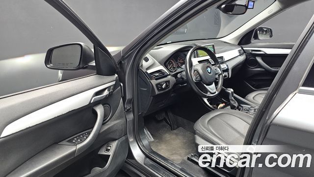 BMW X1 (F48) xDrive 20d 2016 — фото 10
