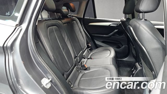 BMW X1 (F48) xDrive 20d 2016 — фото 12