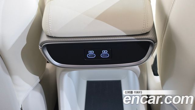 Genesis GV60 Standard 2022 — фото 12