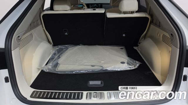 Genesis GV60 Standard 2022 — фото 20