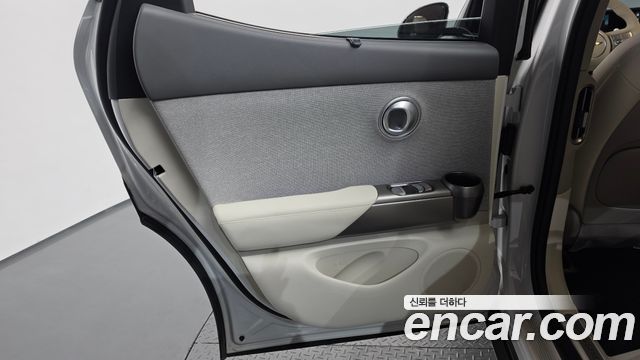 Genesis GV60 Standard 2022 — фото 25