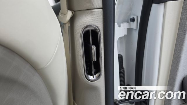 Genesis GV60 Standard 2022 — фото 44