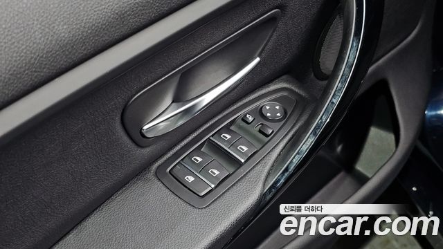 BMW 4 Series (F32) 420i Gran Coupe Special Edition 2020 — фото 17