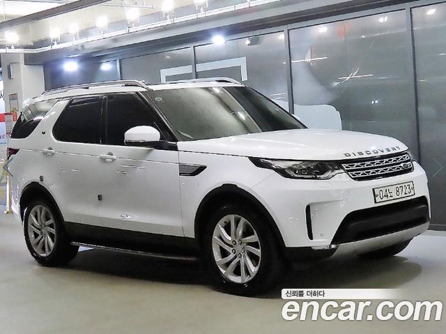 Land Rover Discovery 5 3.0 TD6 HSE