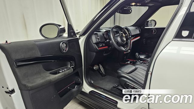 MINI Cooper S Countryman JCW 2nd 2024 — фото 10