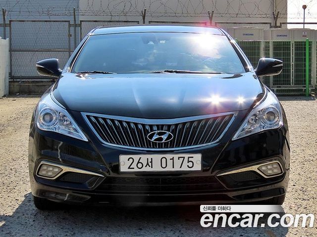 Hyundai Grandeur (HG) HG240 Modern