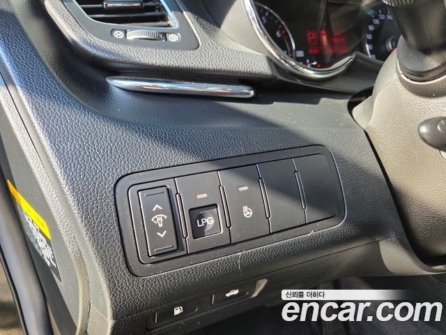 Kia K7 LPI VG270 Prestige Standard 2011 — фото 11
