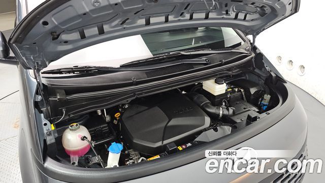Hyundai Staria Cargo 5-Seater Modern 2023 — фото 6
