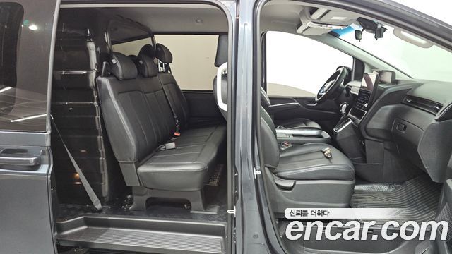 Hyundai Staria Cargo 5-Seater Modern 2023 — фото 11