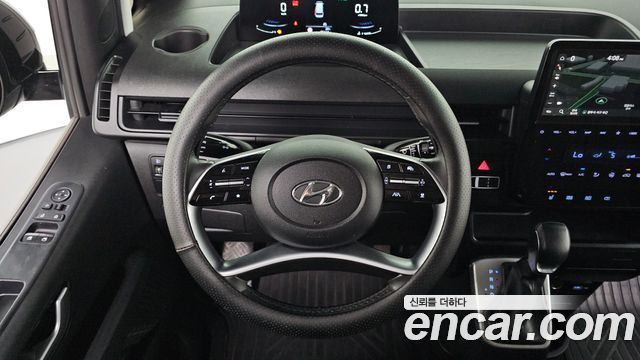 Hyundai Staria Cargo 5-Seater Modern 2023 — фото 12