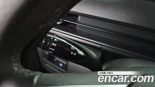 Hyundai Staria Cargo 5-Seater Modern 2023 — фото 18