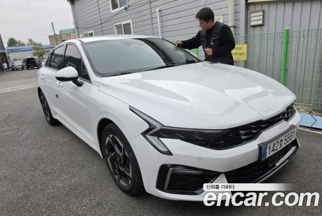 Kia K5 (III) 2.0 Prestige