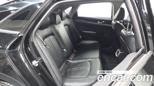 Kia K5 (III) 2.0 Trendy 2023 — фото 11