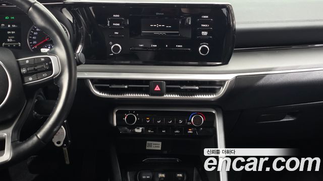 Kia K5 (III) 2.0 Trendy 2023 — фото 13