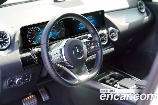 Mercedes-Benz EQA (H243) EQA250 AMG Package Plus 2022 — фото 10