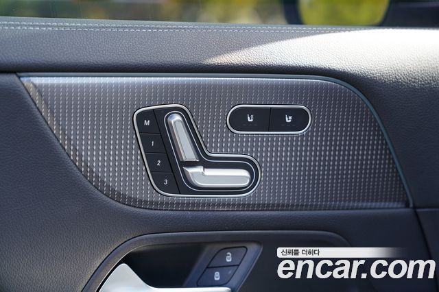 Mercedes-Benz EQA (H243) EQA250 AMG Package Plus 2022 — фото 14