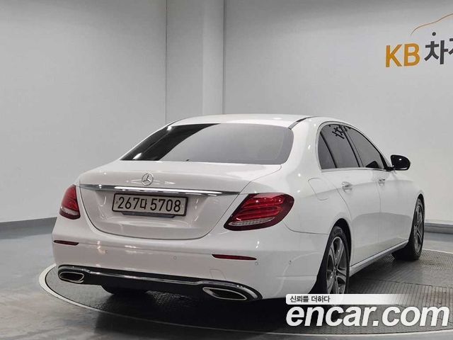 Mercedes-Benz E-Class (W213) E300 Avantgarde 2019 — фото 3