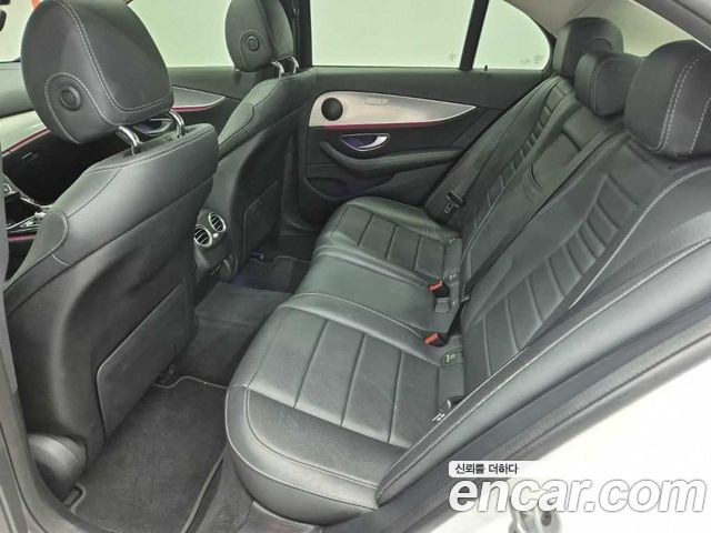 Mercedes-Benz E-Class (W213) E300 Avantgarde 2019 — фото 16