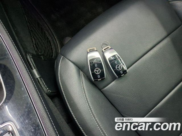 Mercedes-Benz E-Class (W213) E300 Avantgarde 2019 — фото 24