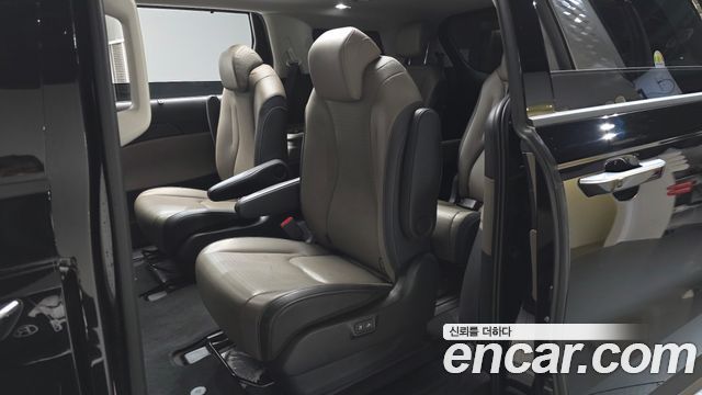 Kia Carnival (IV) HEV 9seater Gravity 2025 — фото 12