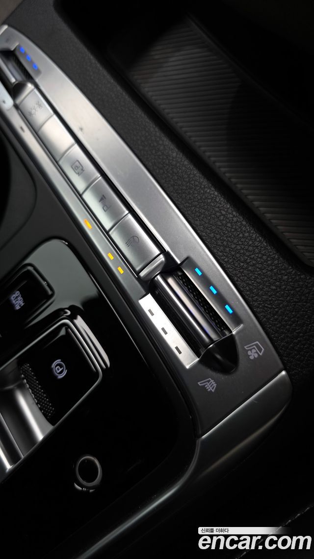 Kia Carnival (IV) HEV 9seater Gravity 2025 — фото 45