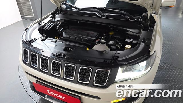 Jeep Compass (II) 2.4 Limitied AWD 2018 — фото 6