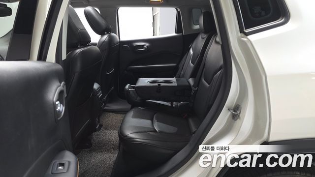 Jeep Compass (II) 2.4 Limitied AWD 2018 — фото 12