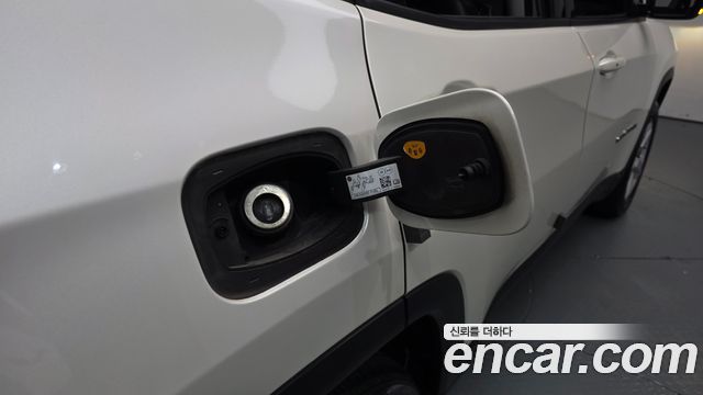 Jeep Compass (II) 2.4 Limitied AWD 2018 — фото 33