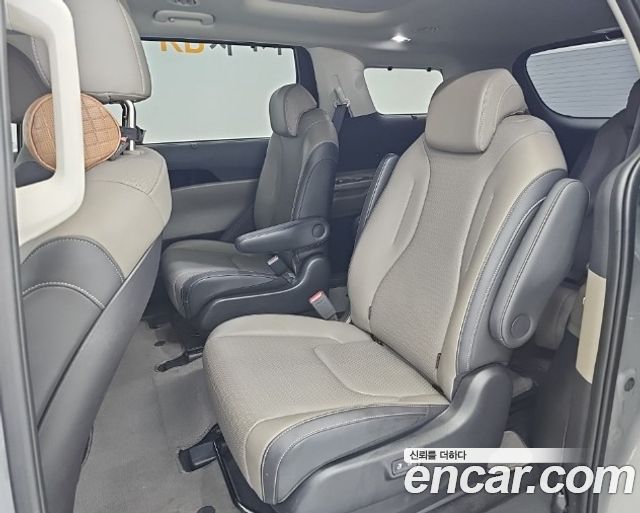 Kia Carnival (IV) Gasoline 9-Seater Gravity 2024 — фото 16