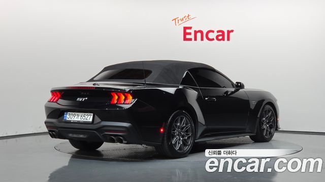 Ford Mustang (VII) 5.0 GT Premium Convertible 2024 — фото 2