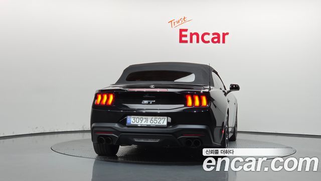 Ford Mustang (VII) 5.0 GT Premium Convertible 2024 — фото 4