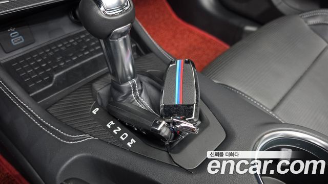 Ford Mustang (VII) 5.0 GT Premium Convertible 2024 — фото 15