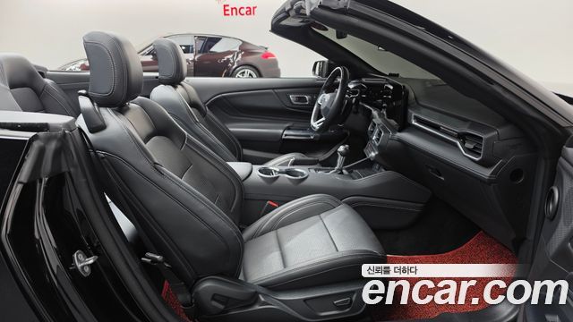Ford Mustang (VII) 5.0 GT Premium Convertible 2024 — фото 26