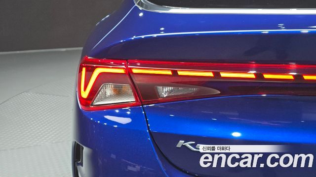 Kia K5 (III) 1.6 Turbo Signature 2022 — фото 23