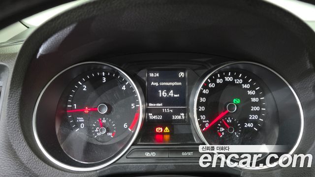 Volkswagen Polo 1.4 TDI R-Line 5th 2015 — фото 8