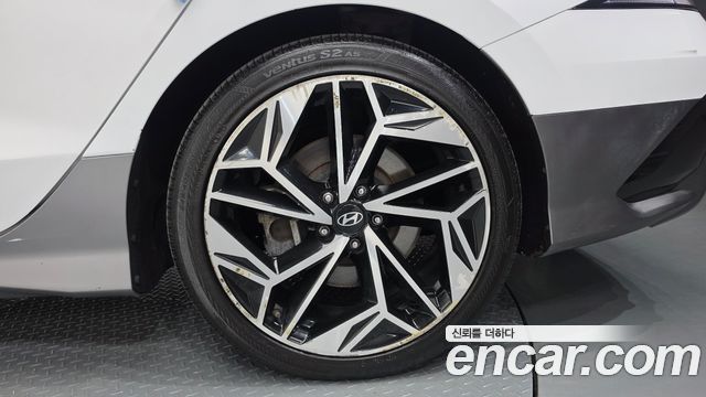 Hyundai Ioniq 6 Long Range Exclusive + 2023 — фото 21