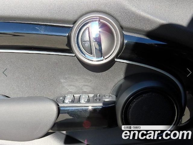 MINI Cooper 3Door Resolute Edition 3rd Gen 2023 — фото 15