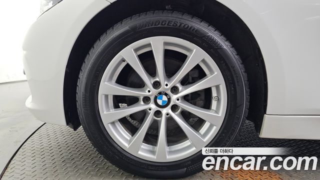 BMW 3 Series (F30) 320d 2018 — фото 5