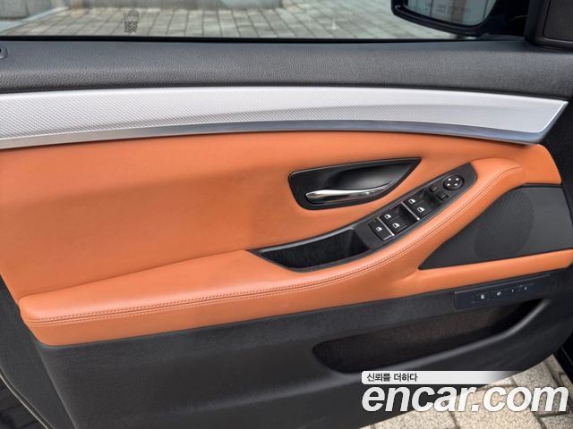 BMW 5 Series (F10) 528i xDrive Aero Dynamic Special Edition 2016 — фото 17