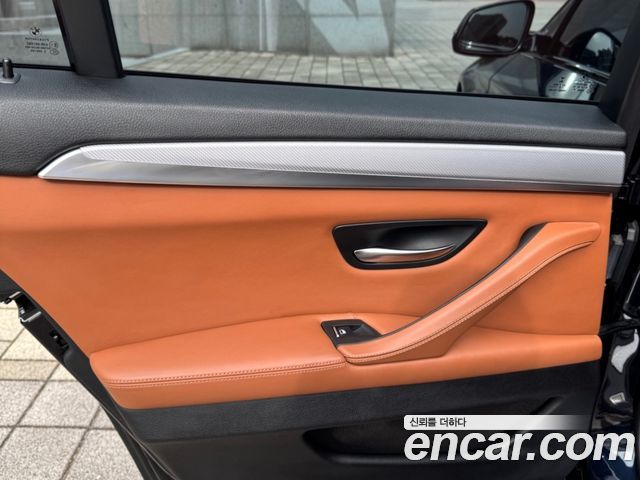 BMW 5 Series (F10) 528i xDrive Aero Dynamic Special Edition 2016 — фото 19