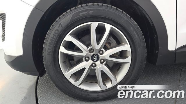 Hyundai Santa Fe (DM) Diesel(e-VGT) 2.0 4WD Premium 2015 — фото 5