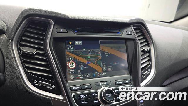 Hyundai Santa Fe (DM) Diesel(e-VGT) 2.0 4WD Premium 2015 — фото 15