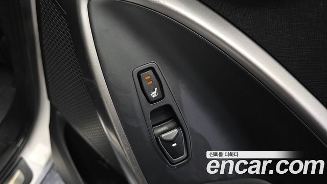 Hyundai Santa Fe (DM) Diesel(e-VGT) 2.0 4WD Premium 2015 — фото 18